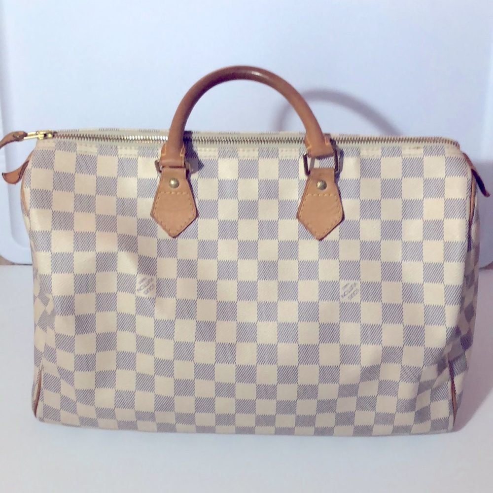 Louis Vuitton Speedy 35